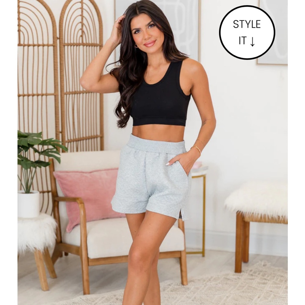 Pink lily quilted shorts
